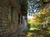 Yekaterinburg, Uktusskaya st, house 33. Apartment house
