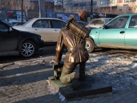 Yekaterinburg, monument Военному связистуShejnkmana st, monument Военному связисту
