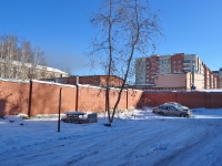 Yekaterinburg, Uralskaya st, house 27. office building