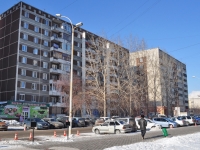 Yekaterinburg, Kuznechnaya st, house 84. Apartment house