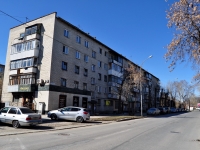 Yekaterinburg, str Strelochnikov, house 33 к.1. Apartment house