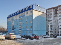 Yekaterinburg, Pokhodnaya st, house 63. Apartment house