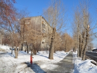 Yekaterinburg, Pokhodnaya st, house 70. Apartment house