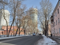 Yekaterinburg, Luganskaya st, house 6. Apartment house