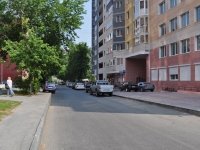 Yekaterinburg, Chekistov st, house 18. Apartment house