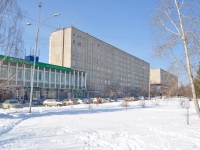 Yekaterinburg, Bardin st, house 37. Apartment house