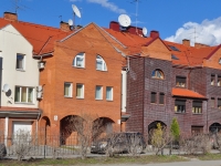 neighbour house: st. Volgogradskaya, house 42/2. Apartment house