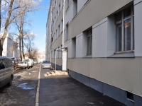 叶卡捷琳堡市, Kosmonavtov avenue, 房屋 52А. 公寓楼