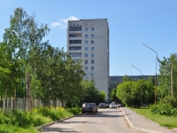 叶卡捷琳堡市, Metallurgov st, 房屋 30/3. 公寓楼