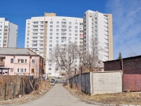 Yekaterinburg, Shcherbakov st, house 39. Apartment house