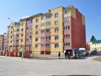 Yekaterinburg, Kolokolnaya st, house 33. Apartment house
