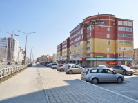 Yekaterinburg, Krasnolesya st, house 47. Apartment house