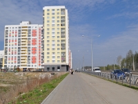 Yekaterinburg, Krasnolesya st, house 97. Apartment house