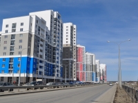 Yekaterinburg, Krasnolesya st, house 135. Apartment house