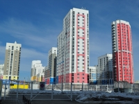 叶卡捷琳堡市, Krasnolesya st, 房屋 151. 公寓楼