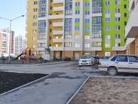 Yekaterinburg, Krasnolesya st, house 117. Apartment house