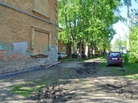 Yekaterinburg, Krasnoflotsev st, house 25. Apartment house