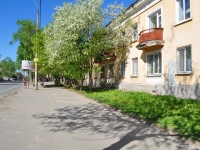 Yekaterinburg, st Krasnoflotsev, house 27. Apartment house