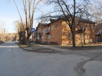 neighbour house: st. Krasnoflotsev, house 76. Apartment house