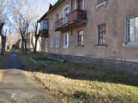 Yekaterinburg, Starykh Bolshevikov str, house 34. Apartment house