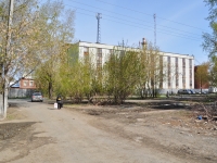 Екатеринбург, улица Энтузиастов, дом 15. офисное здание