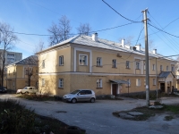 neighbour house: st. Entuziastov, house 32Б. Apartment house