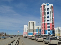 Yekaterinburg, Pavel Shamanov st, house 50. Apartment house