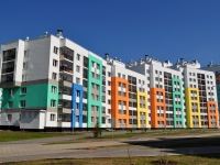 Yekaterinburg, Pavel Shamanov st, house 13. Apartment house