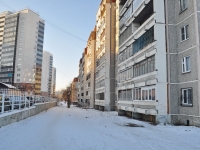 Yekaterinburg, Shefskaya str, house 59. Apartment house