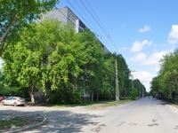 Yekaterinburg, Inzhenernaya st, house 67. Apartment house