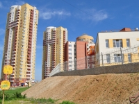 Yekaterinburg, Ordenonostsev st, house 8. Apartment house