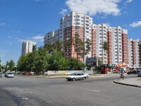 Yekaterinburg, Yasnaya st, house 35. Apartment house