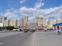 Yekaterinburg, str Tatishchev, house 90. Apartment house