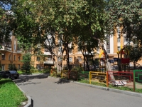 叶卡捷琳堡市, Otdelny alley, 房屋 10. 公寓楼