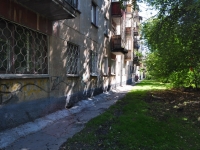 Yekaterinburg, 40 let Oktyabrya st, house 38А. Apartment house