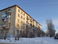 叶卡捷琳堡市, Bakinskikh Komissarov st, 房屋 180. 公寓楼
