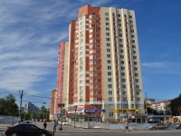 Yekaterinburg, Kuznetsov st, house 21. Apartment house