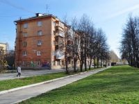 Yekaterinburg, Krasnykh Partizan st, house 10. Apartment house