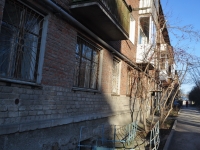 Yekaterinburg, 40 let Komsomola st, house 7. Apartment house
