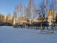 叶卡捷琳堡市, 幼儿园 ИНДРА, частный детский сад-школа, Novgorodtsevoy st, 房屋 11А