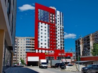 叶卡捷琳堡市, Novgorodtsevoy st, 房屋 13Б. 公寓楼