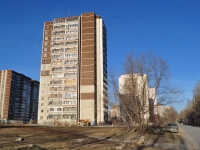 Yekaterinburg, Sirenevy Blvd, house 18. Apartment house