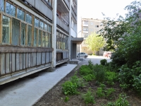 叶卡捷琳堡市, Vikulov st, 房屋 43/3. 公寓楼