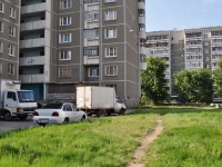 叶卡捷琳堡市, Vikulov st, 房屋 28Б. 公寓楼