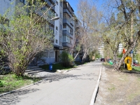 Yekaterinburg, Leningradskaya st, house 34/1. Apartment house