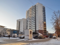 叶卡捷琳堡市, Krasnykh Komandirov st, 房屋 17. 公寓楼