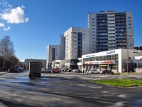 Yekaterinburg, st Krasnykh Komandirov, house 21. Apartment house