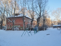 Yekaterinburg, Krasnykh Komandirov st, house 82. Apartment house