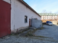 Yekaterinburg, Respublikanskaya st, service building 