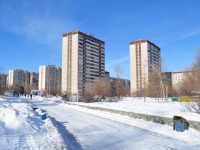 Yekaterinburg, Opalikhinskaya st, house 32. Apartment house